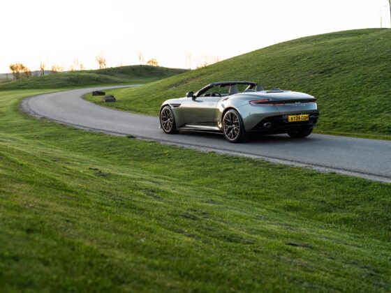 GTspirit AstonMartin DB12V 2 2