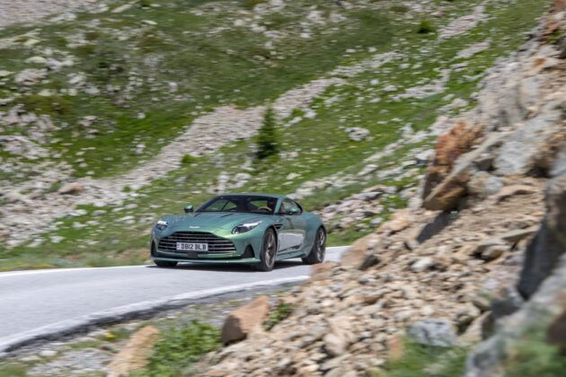 GTspirit DB12 Rollers 1