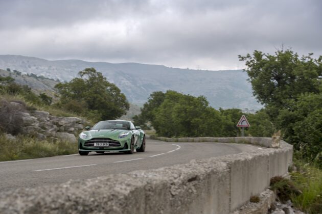 GTspirit DB12 Rollers 17